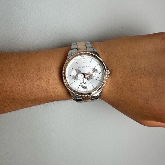 Michael Kors Silver and Rose Gold Women’s Watch - Picture 1 of 2